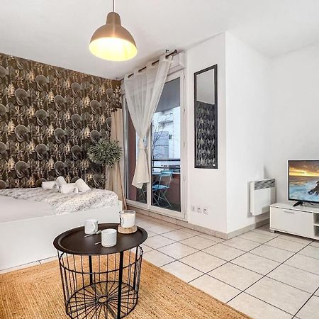 Homey Wild - Proche Gare Et Tram - Proche Centre - Balcon Prive - Parking Prive - Wifi Gratuit Annemasse Exterior photo